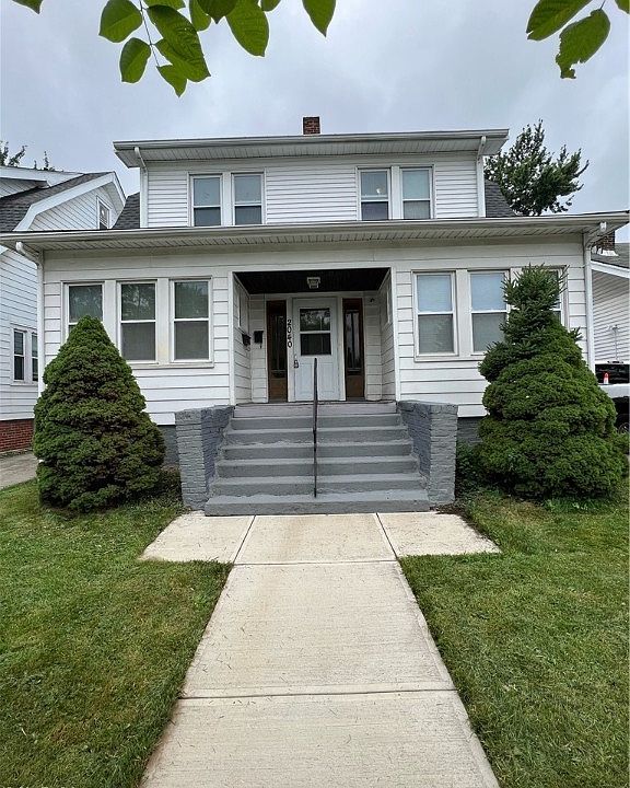 1st image of 2040 Marlowe Ave