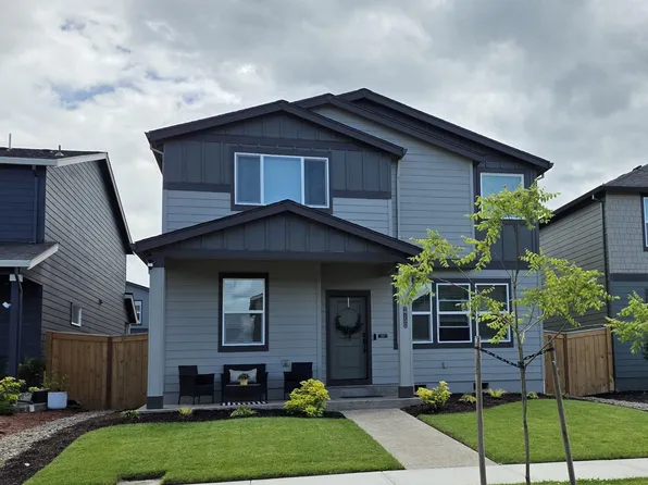 2750 Chickadee Ln, Woodburn, OR 97071