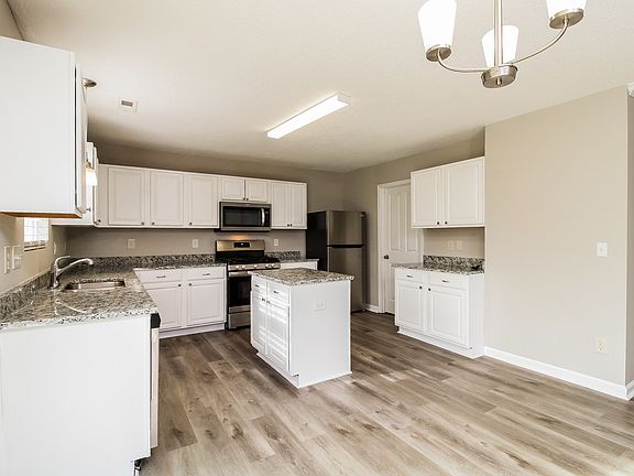 4th image of 106 Tadworth Ct