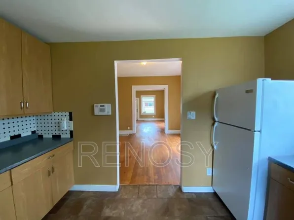 1112 26th St, Des Moines, IA 50311
