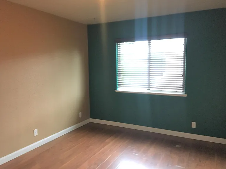 35 Baltar Loop #A — Photo 6