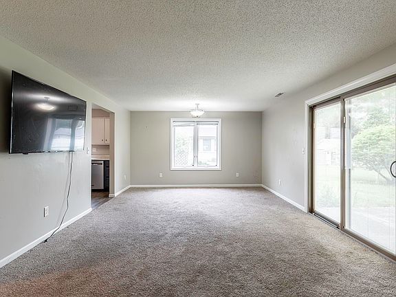 4th image of 5625 Breconshire Dr