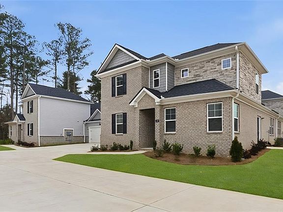 3rd image of 546 Silver Moon Dr