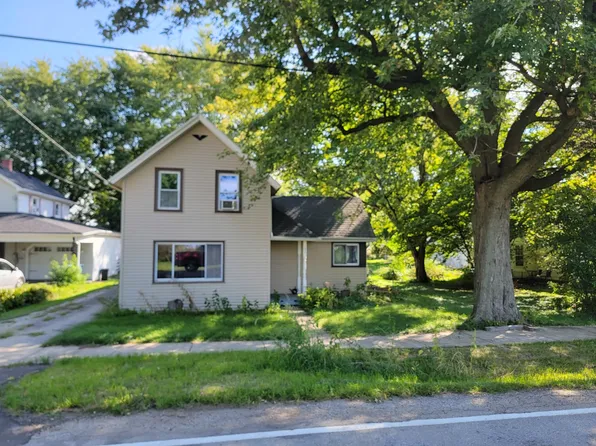 151 S Canal St, Lisbon, IL 60541