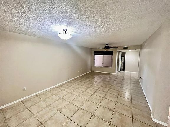 3rd image of 9470 Tangerine Pl APT 301