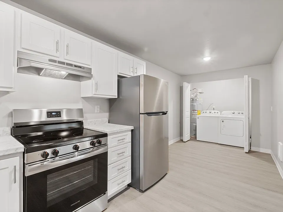 Chambers Crest Apartments