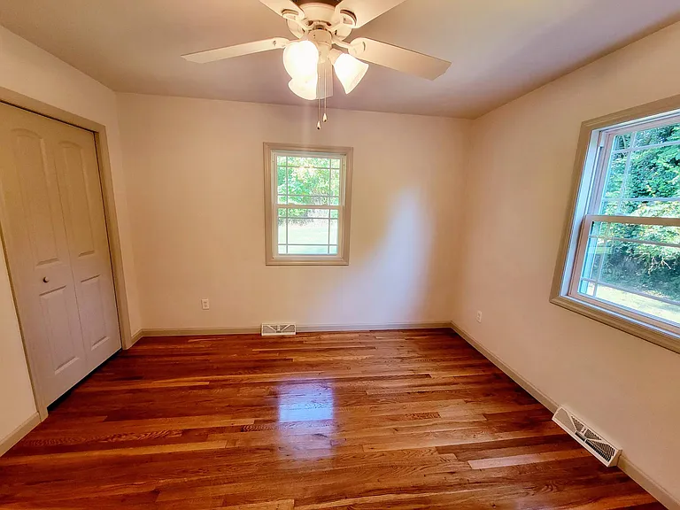 209 Wayland St — Photo 13