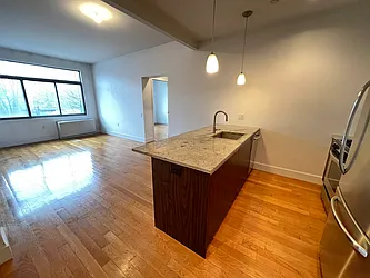 Rented by Tapiro Realty