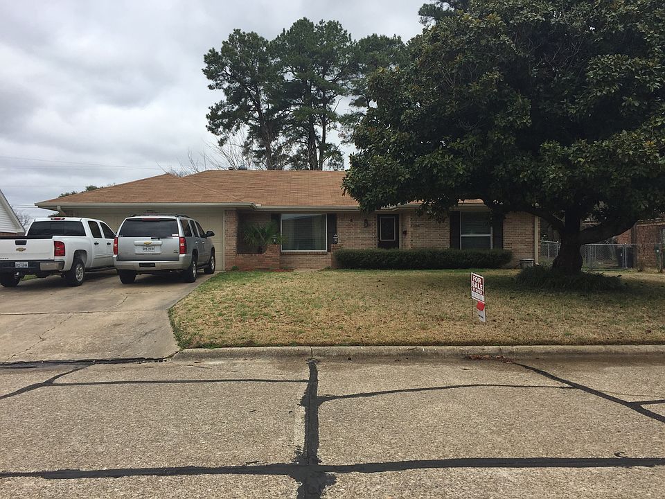 1st image of 5 Desoto Cir