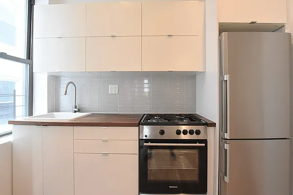 Rented by 346 Realty Group LLC | media 9