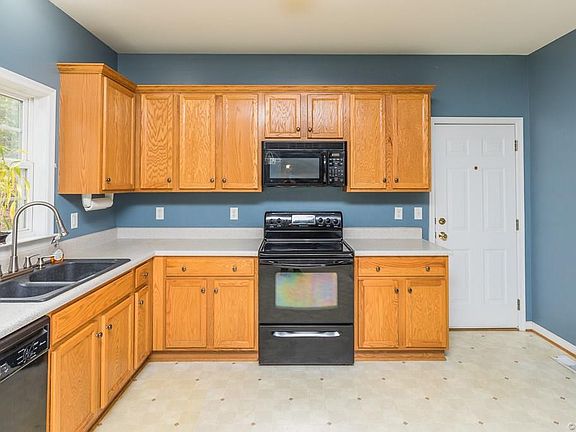 5th image of 6507 Spring Arbor Ct
