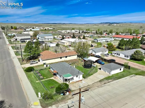 1021 8th St, Calhan, CO 80808