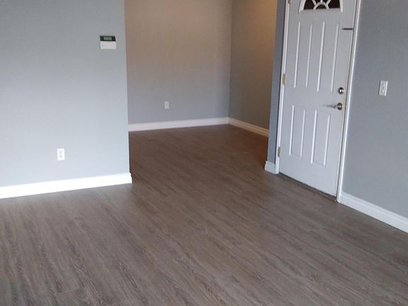 4th image of 2950 Alta View Dr #203