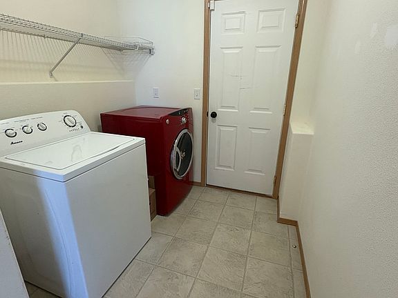 5th image of 19023 E Shannon Ln
