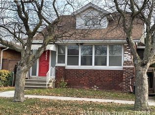 3553 Queen St, Windsor, ON N9C1N8