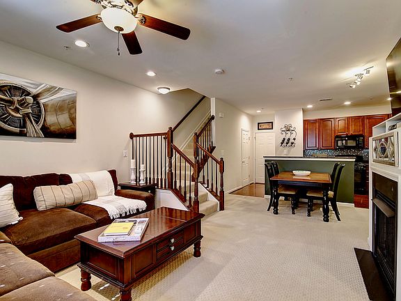4th image of 14297 Brushwood Way #115