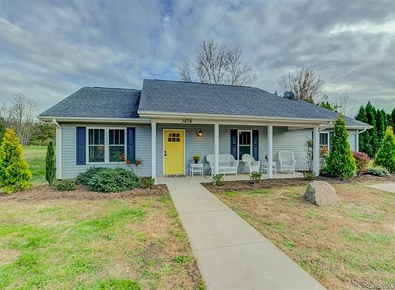 5th image of 38 McGraw Ln