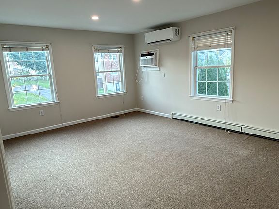 5th image of 38 Francis St #B