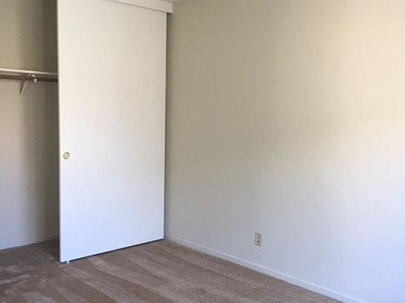 4th image of 59 Eastlake Ave APT 3