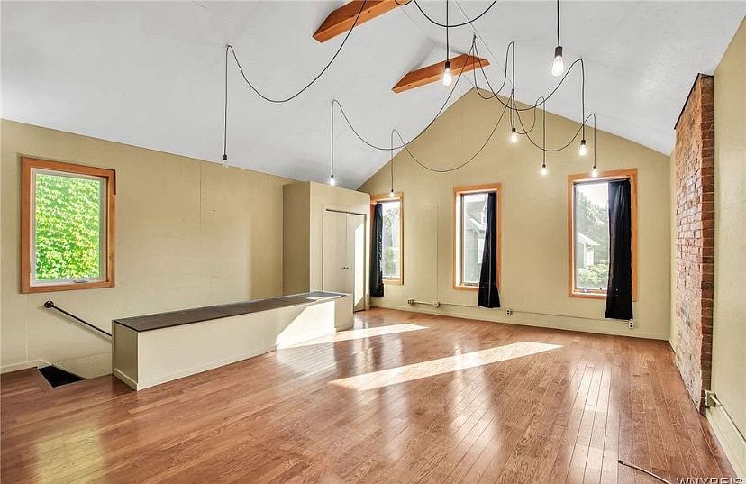 1st image of 60 Elmwood Ave APT 2