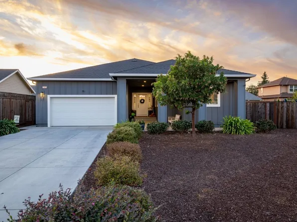 1335 Ridgecrest Court, Santa Rosa, CA 95403
