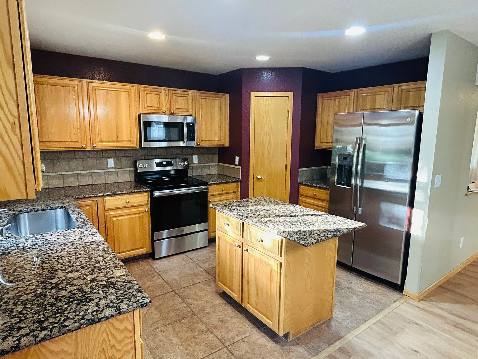 2621 Southfield Ct — Photo 3