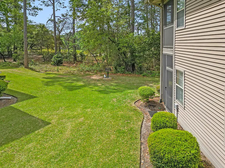 412 Pinehurst Ln #15-7 — Photo 30