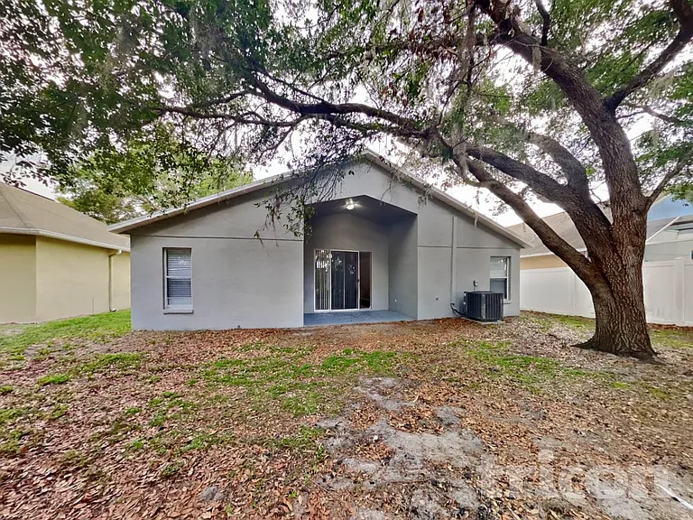 6944 Crown Lake Dr — Photo 22