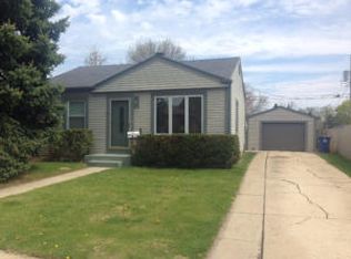 2519 E Crescent St, Racine, WI 53403