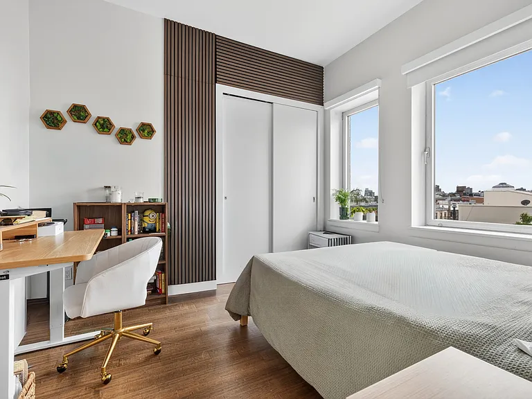 148 N 10th St #5D — Photo 3