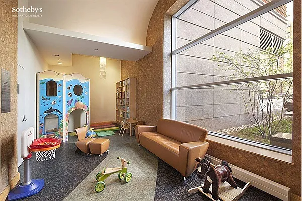 Rented by Sotheby's International Realty | media 13