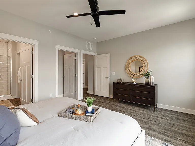 Oakbrook Townhomes — Photo 13