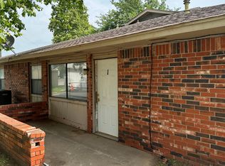 210 NW North St UNIT 1, Minco, OK 73059