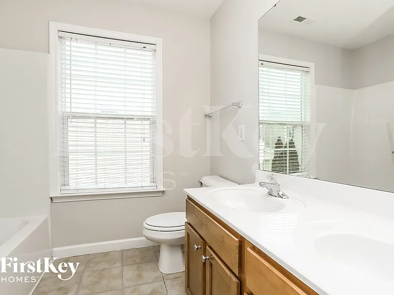 5605 Catskill Ct — Photo 13