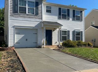 9025 Sharpes Cir, Charlotte, NC 28214