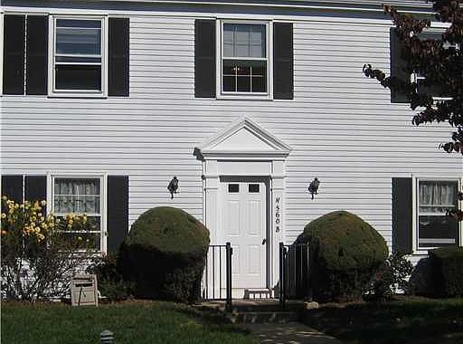 2nd image of 560 N Tilton Way
