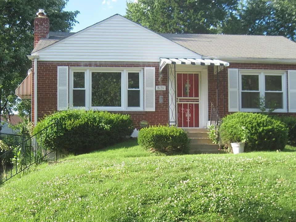 8131 Appleton Dr