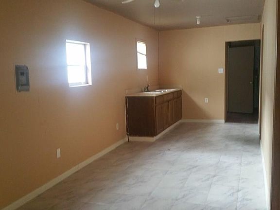 4th image of 1438 Taft St
