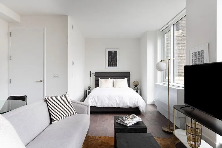 145 Madison Ave #21A — Photo 1