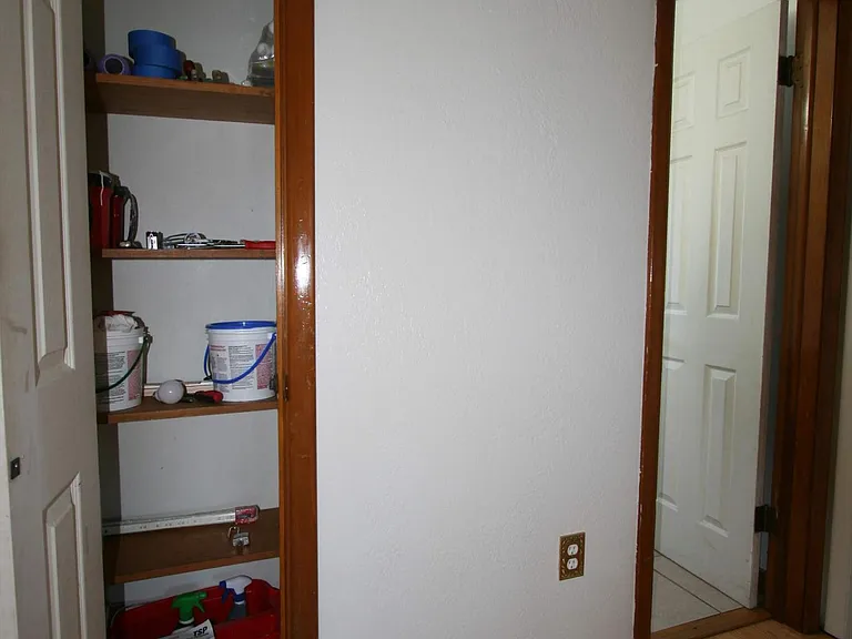 211 W Cherryhill St #2 — Photo 23
