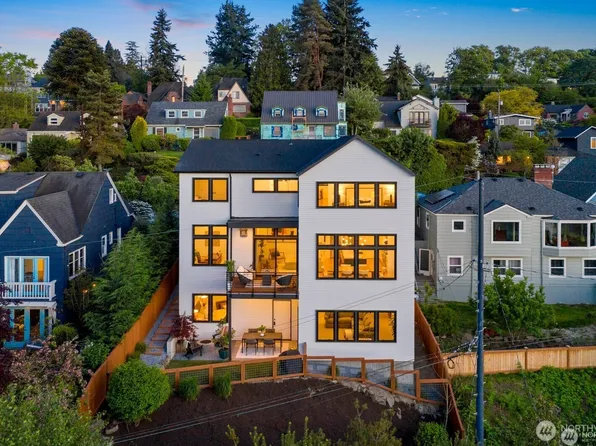 728 W Etruria Street, Seattle, WA 98119