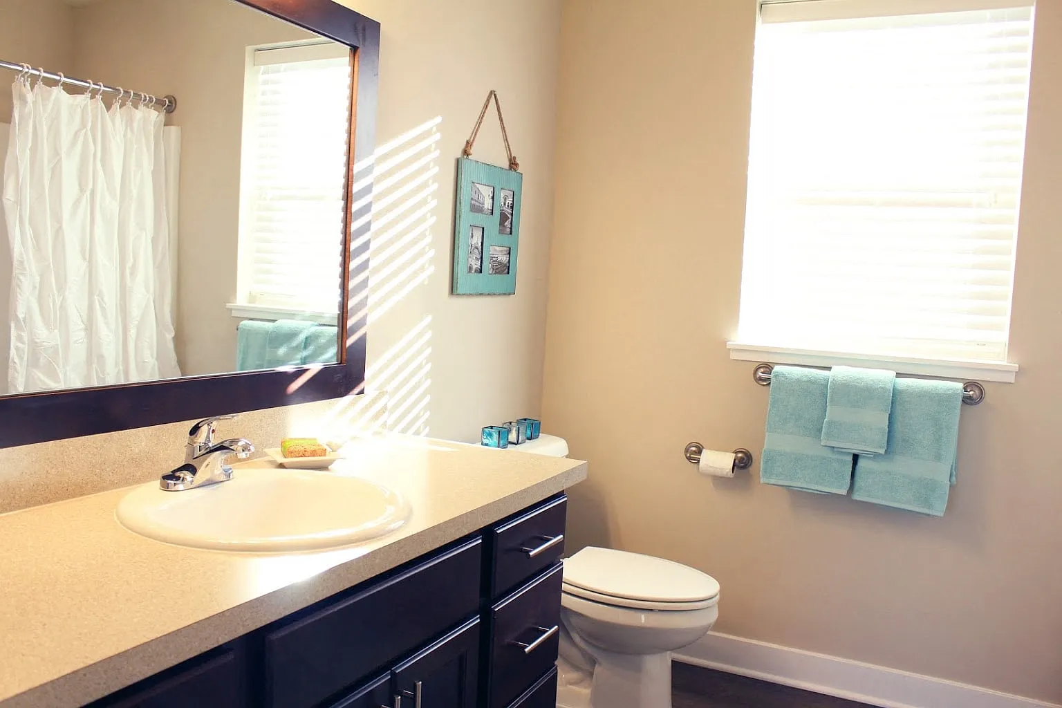 Broadview Apartment Homes — Photo 2