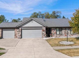 10531 Bay Bridge Rd, Fort Wayne, IN 46845