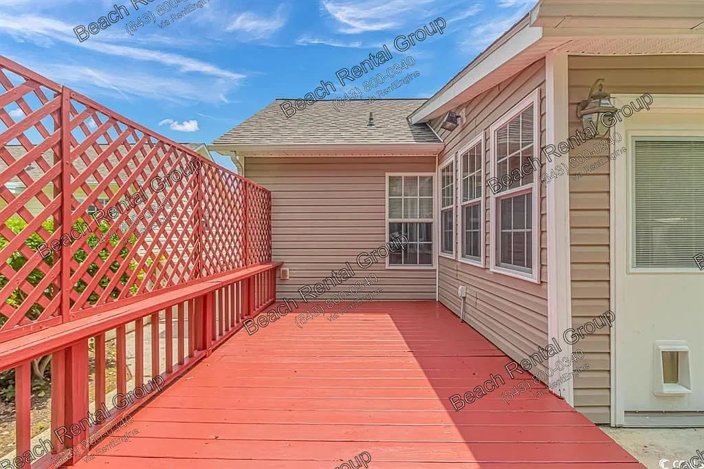3 bed, 2.0 bath, 1450 sqft, $2,000 — Photo 3