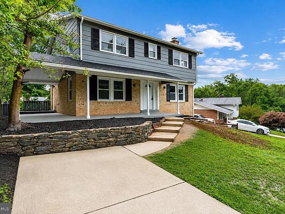 2nd image of 1316 Chilton Dr