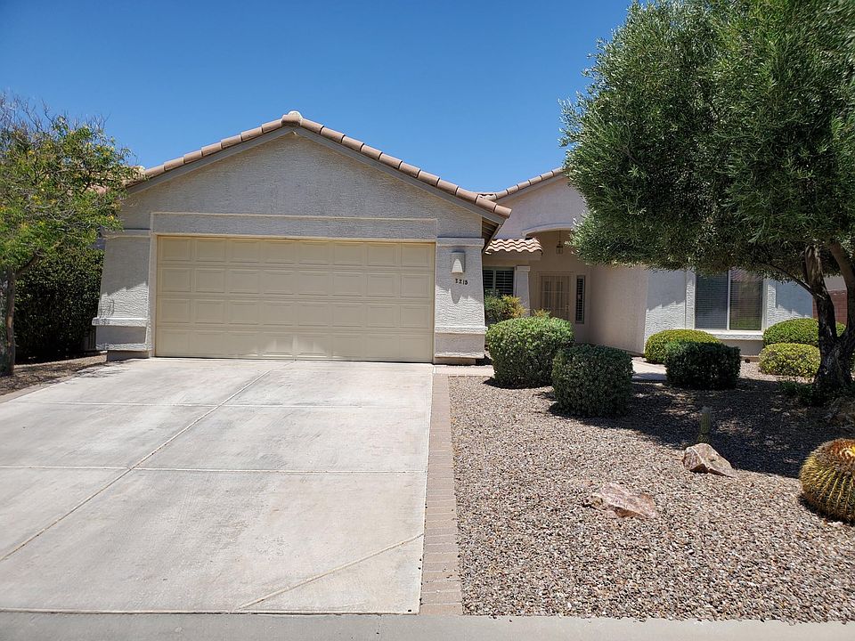 2nd image of 2215 E Bluejay Vista Ln