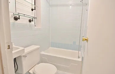 Rented by Park Property Advisors