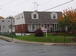 9363 Lansford St, Philadelphia, PA 19114