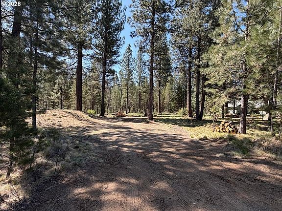 2nd image of 17019 Upland Rd