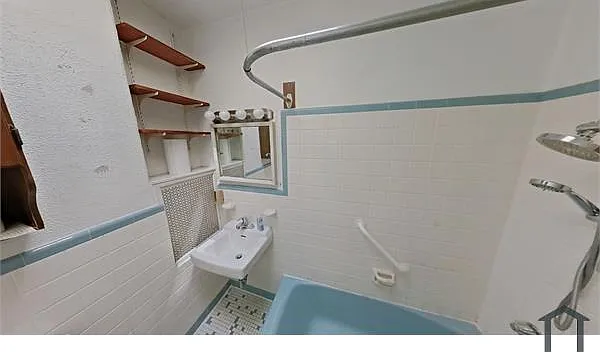438 Saint Paul St — Photo 6
